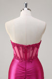 Sparkly Fuchsia Sirène Sans Bretelles Corset Appliques Robe Longue de Bal Avec Fente