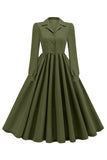 Robe plissée à revers crantés vert armée des années 1950 avec manches longues