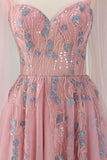 Robe de bal longue trapèze rose avec appliques