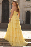 Robe de bal longue taille plus size jaune sans bretelles à la taille basque, sans bretelles à la taille, volants et fente