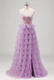 Robe de bal scintillante à paillettes lilas à plusieurs niveaux avec fente