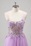 Robe de bal corset perlée lilas scintillante