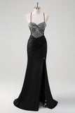 Robe longue de bal perlée à col licou sirène noire scintillante avec fente