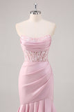 Robe de soirée sirène longue bustier sans bretelles blush rose à étages avec fente