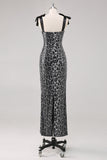 Robe formelle à bretelles en fourreau léopard gris scintillant