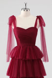 Bourgogne A Line Bretelles nouées Robe formelle en tulle à plusieurs niveaux