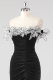 Robe formelle plissée sans bretelles sirène noire avec fleurs 3D