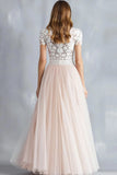 Robe de demoiselle d’honneur en tulle dentelle rose clair à manches courtes