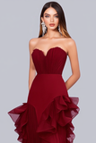 Robe formelle bustier bordeaux fourreau à volants