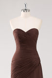 Robe formelle à volants froncés marron foncé