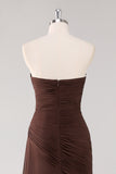 Robe formelle à volants froncés marron foncé