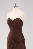 Robe formelle à volants froncés marron foncé