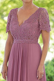 Dusty Rose Mousseline de soie Une ligne V Col Dentelle Mère de la mariée Robe à manches courtes
