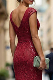 Robe de la mère de la mariée brodée en sirène rouge rouge foncé à col en V avec sequins