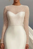 Robe de mariée à manches longues en satin satiné ivoire avec ruban