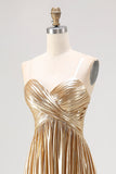 Robe de soirée longue plissée en satin doré chic avec décolleté en V profond et coupe trapèze
