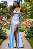 Robe de bal longue en satin sans manches bleu ciel