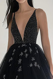 Robe de bal longue en tulle princesse à col en V noir avec perles