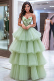 Dusty Sage Une ligne à plusieurs niveaux Sweetheat sans manches Tulle Robe de Bal Longue