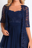 Elégant bleu marine une ligne col bateau mousseline de soie dentelle applique longue mère de la mariée robe avec manches 3/4