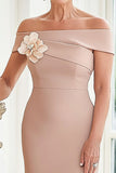 Robe de mère de la mariée en satin blush à épaules dénudées avec fleur 3D