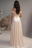 Élégante robe de bal longue en satin a-ligne champagne à épaules dénudées