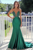 Robe longue de bal sirène en satin vert avec perles