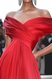 Rouge Épaule Dénudée Robe de Gala A Ligne Ruchée