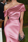 Robe de gala rose fourreau à une épaule en satin
