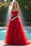 Une ligne à volants en organza rouge Sweetheart robe longue de bal