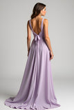 Mousseline de soie lilas Une ligne froncée col en V Robe de demoiselle d’honneur avec cravate au dos