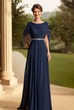 Robe de mère de la mariée en mousseline de soie bleu marine avec manches flottantes