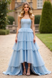 Bleu ciel Une ligne sans bretelles à volants Robe de bal longue en tulle