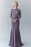 Élégante robe moulante de mère de la mariée gris acier avec appliques de dentelle