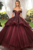 Robe de bal bordeaux scintillante à épaules dénudées Robe Quinceanera en tulle à volants avec appliques à paillettes