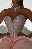 Robe de bal rose scintillante sans bretelles à paillettes à volants Quinceanera