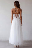 Robe blanche trapèze en tulle et dentelle longueur thé