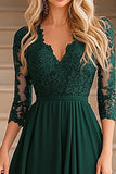 Élégante robe en mousseline de soie longue mère de la mariée à col en V vert foncé A-line col V avec appliques de dentelle