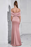 Robe de bal froncée gris rose fourreau à épaules dénudées avec fente