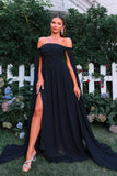 Élégante robe de bal noire à épaules dénudées avec manches cape fluides