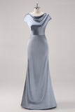 Robe de demoiselle d’honneur à col bénitier en satin bleu gris avec manches cape