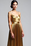 Robe de bal froncée à bretelles spaghetti dorées