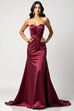 Robe formelle plissée en satin sirène bordeaux sans bretelles