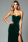 Robe formelle sans bretelles en velours vert foncé avec fente