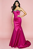 Robe de bal longue sirène sans bretelles fuchsia avec perles