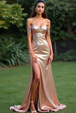 Robe de bal longue à épaules dénudées champagne scintillante avec fente