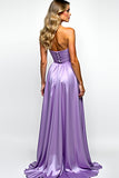 Violet Une ligne robe de bal sans bretelles avec fente