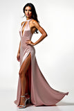 Robe de bal dos nu dos nu en satin fard à joues avec fente latérale