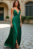 Une ligne vert foncé spaghetti bretelles robe de bal avec fente