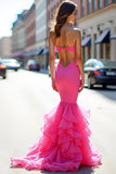Robe de bal à volants sans bretelles sirène fuchsia